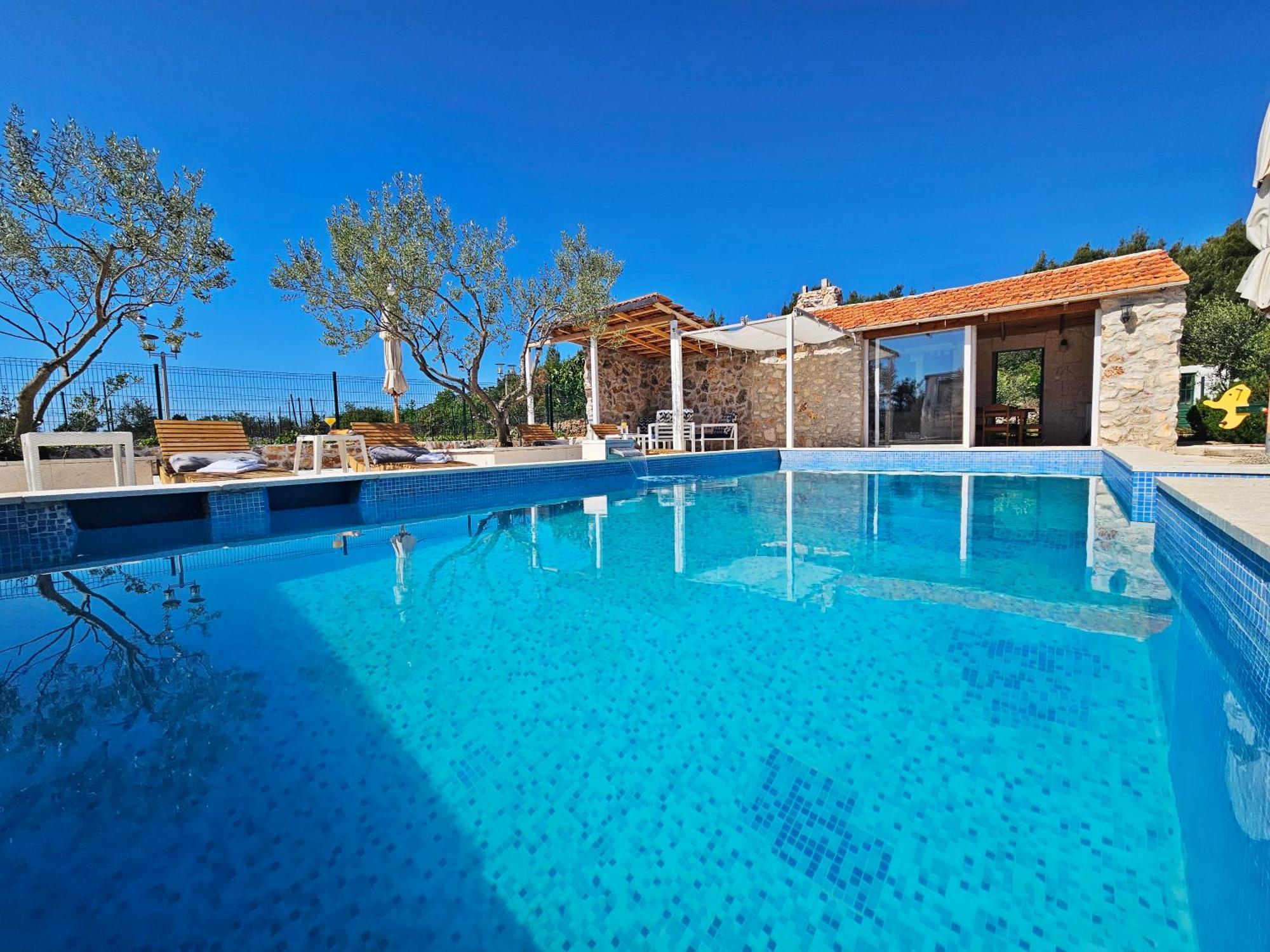 Villa Flamingo - House With Private Pool Gornji Seget Exterior foto