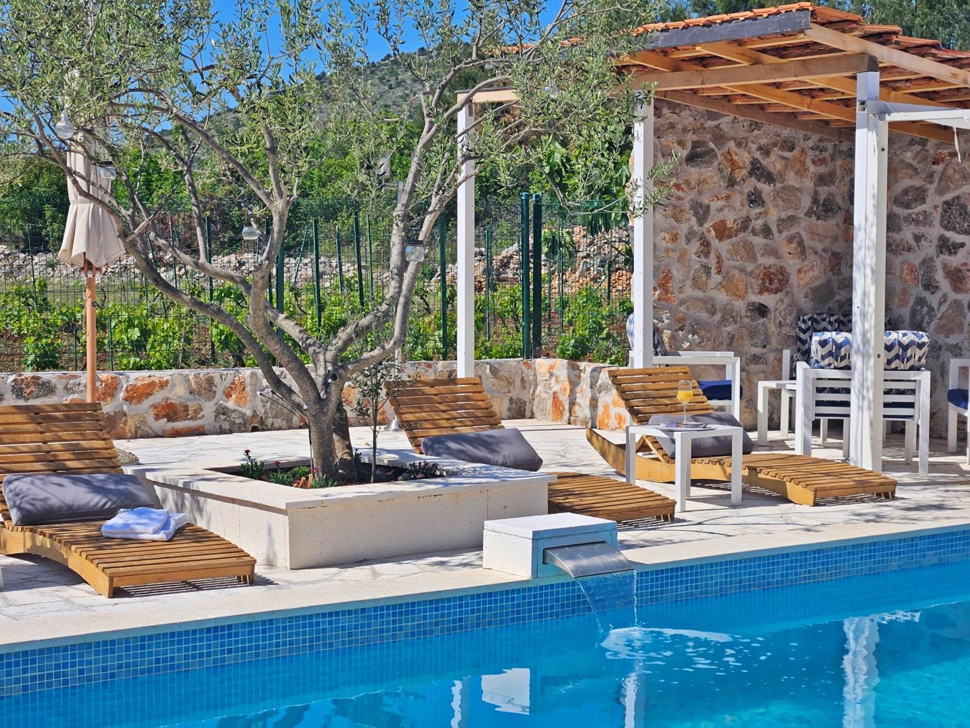 Villa Flamingo - House With Private Pool Gornji Seget Exterior foto